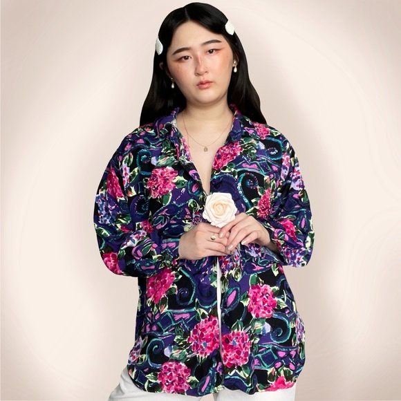vtg hydrangea floral button up - Picture 3 of 4